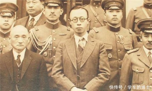 王爷|大清亡后,满清贵族日子过得如何格格摆地摊,王爷拉起了黄包车