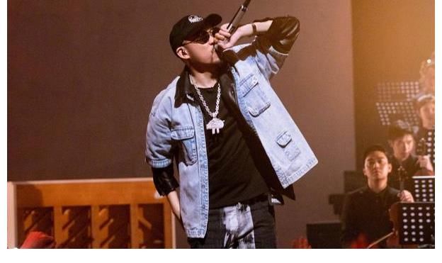 哥哥：最新排名信息量大，说唱歌手1人定成团，1人排名大幅下降