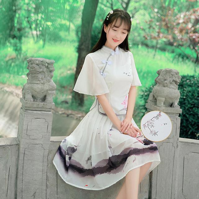 汉元素|汉服即便是改良了,也只有中国人才能穿得出神韵,外国人还真不行