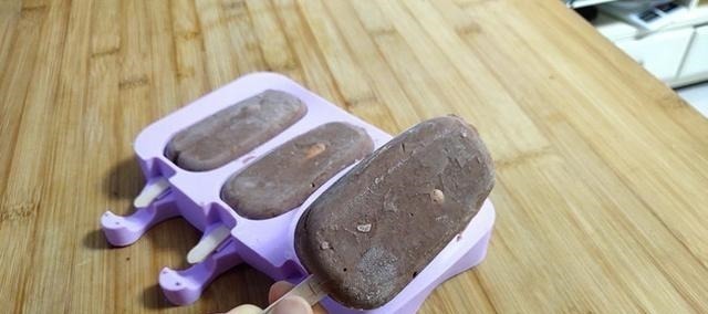 做雪糕怎样才不硬偷偷加点它,酥软不费牙,和买的一样好吃