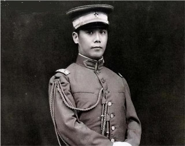 误国|“太子”袁克定：早年被指欺父误国，晚年宁吃烂菜叶也不当汉奸！