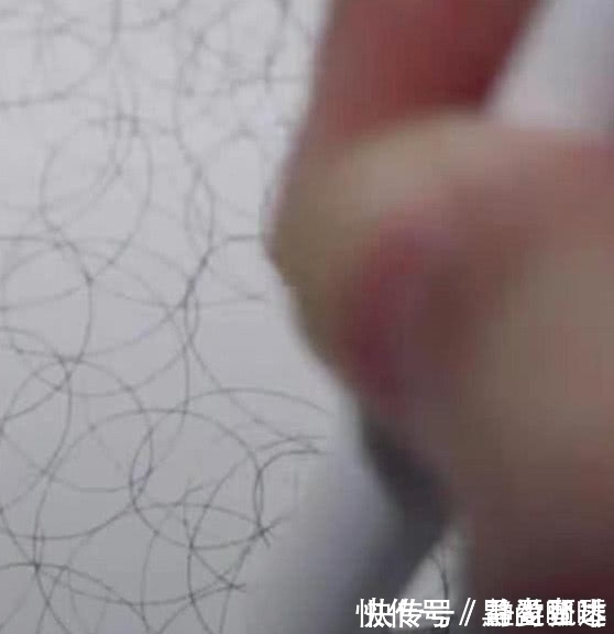 青铜|美术生在纸上乱画圆圈,本以为是青铜,看到成品之后:这是高手!