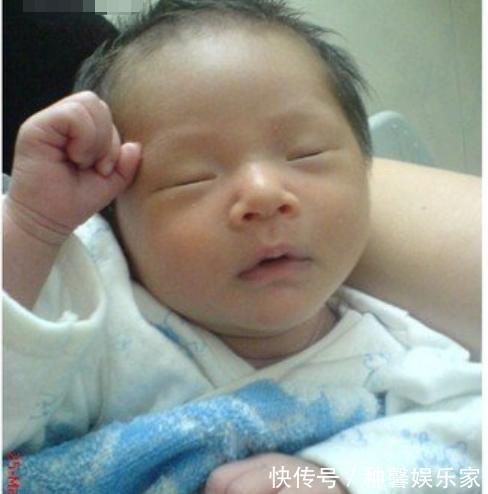 安妮|亲姐俩同天生下双胞胎,亲子鉴定确认,2对双胞胎的爸爸系同一人