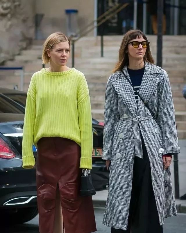 blind 早春穿什么毛衣+半身裙,让你时髦又有文艺范,满满女人味