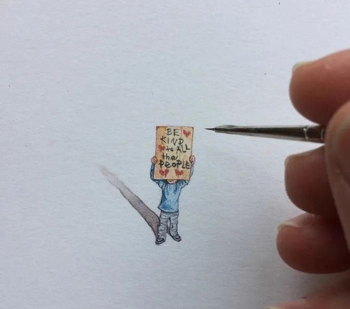 绘画！她是3个孩子的妈，做全职主妇后用指甲般大小的迷你画，人生一路开挂！