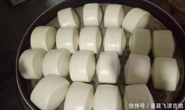 做馒头时，只加酵母是错误的，牢记3个小窍门，馒头香软又好吃