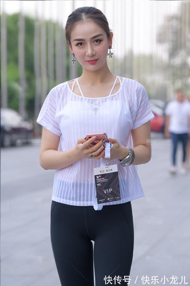 装扮","m":"49b0f911907007e96af4a52c694ab6db280a9605","nlabel":"stat_3049597228:zm.news.so.com:5Yqx5b+X5ZCN6KiA6K+t5b2V5pWF5LqL,pageType_zmt,glevel_3","ntag":"tfashion;sfashion_时尚;kfashion_1:打扮;kfashion_1:包臀裙;call_P:全