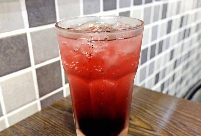 牙齿|有4种食物家长尽量别让孩子贪吃,会损害牙齿健康,还会影响发育