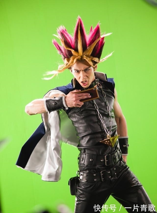 光头|玩COSPLAY发量越多越有优势吗?其实“光头”也能COS不少热门角色