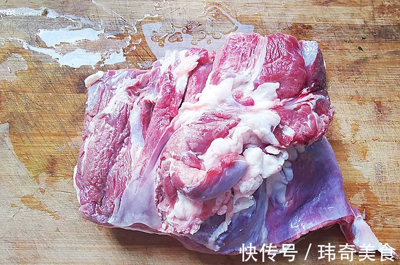 高压锅|炖羊肉,只放这3味料就行,专克羊膻味,买上5斤炖一大锅,真香