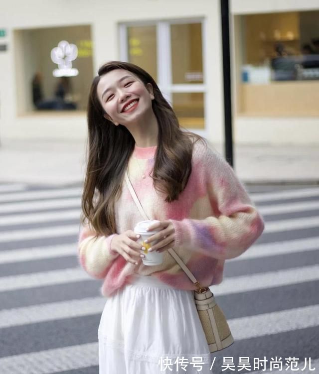 减龄 终于找到适合小个子女生的开春搭配,四种简单的方式,时尚又减龄