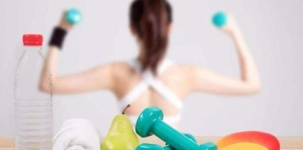 卡路里|女人每天避开这五个“发胖”时间，轻松降体重，上称不用愁！