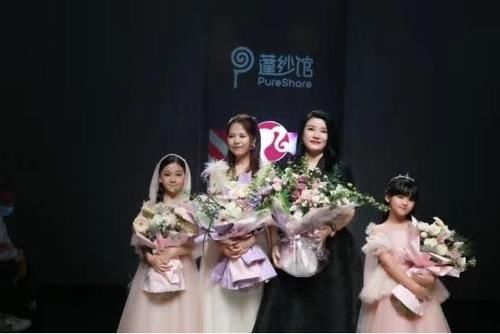 2021AW深圳时装周PureShare芭比首次碰撞，揭秘《梦境》奇妙之旅