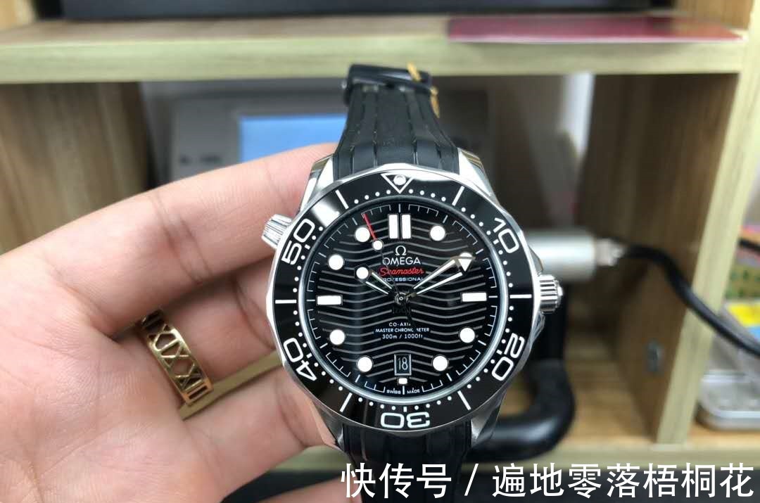 表盘#1到7万经典潜水表盘点,有点档次又不乍眼,上班戴刚刚好!