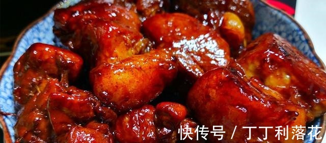 红烧肉想要好吃,原来有秘诀,按这个方法做,肥而不腻软烂又入味!