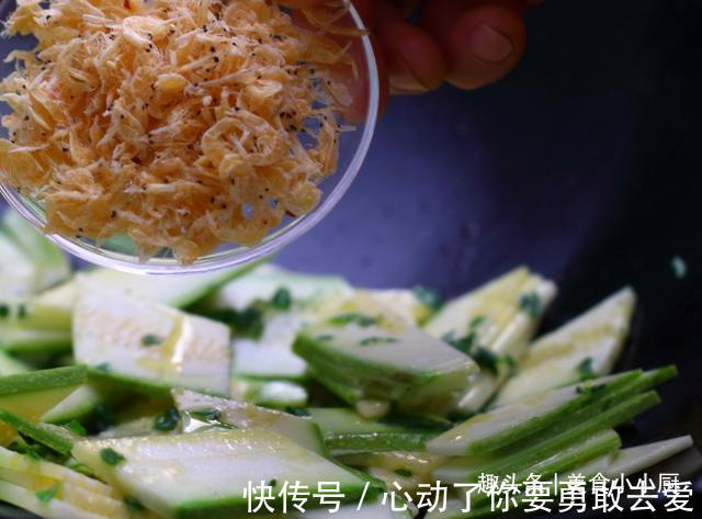 馄饨|一周给孩子做上两次,比吃维生素还好,一个月孩子能长5公分!