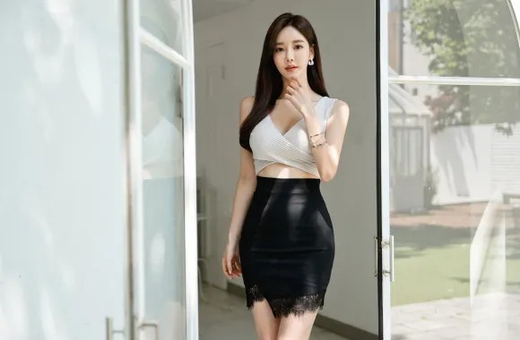 美图|美图欣赏:孙允珠,奶油太妃娇幻溢彩无袖仙女裙