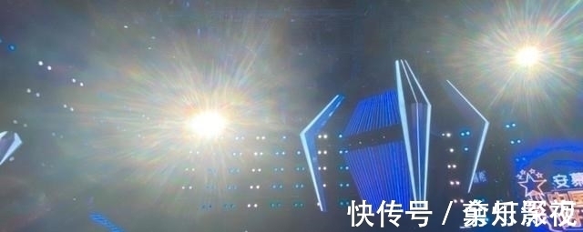 中国好声音:下一阶段开始录制,仍然有专业评审,但没有现场观众