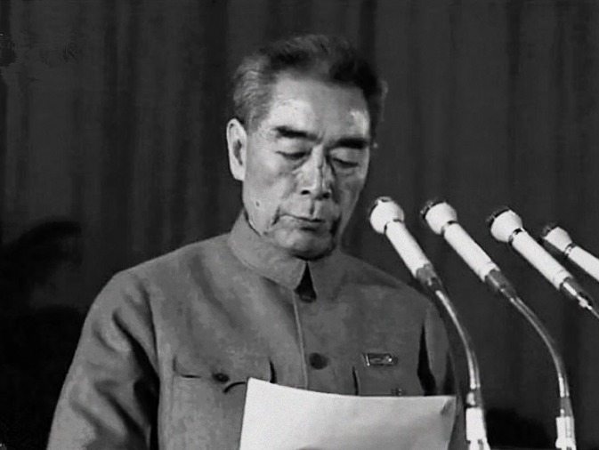 脸色|周总理在饭店吃完饭后,秘书说了一句话,周总理的脸色立马变了