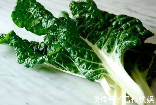 延缓衰老|女性想要肌肤好,坚持吃3种蔬菜,补水润肤,延缓衰老,早吃早好