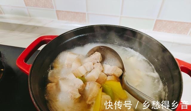 冬季营养午餐,一人食不将就,红烧肉配小青菜,好吃好做家常味美!