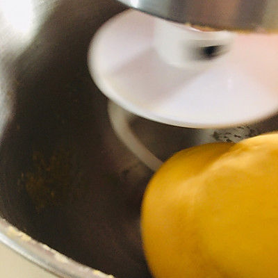 南瓜夹馅奶香土司