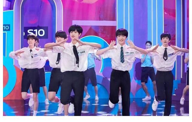 《快本》真的就回不来了？成年人的告别都是悄无声息的