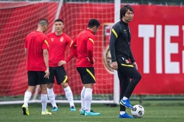 踢球|恭喜中国足球!艾克森收到重大喜讯,李霄鹏这回可以安心了
