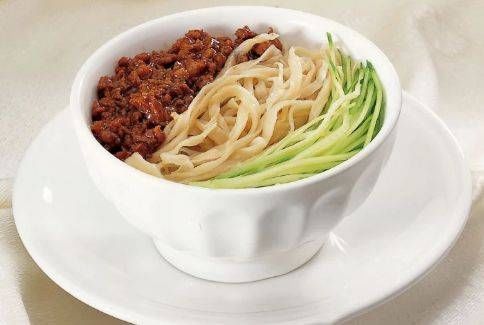 超市买挂面,看到这“3个字”,立马放回去,白送都不能要