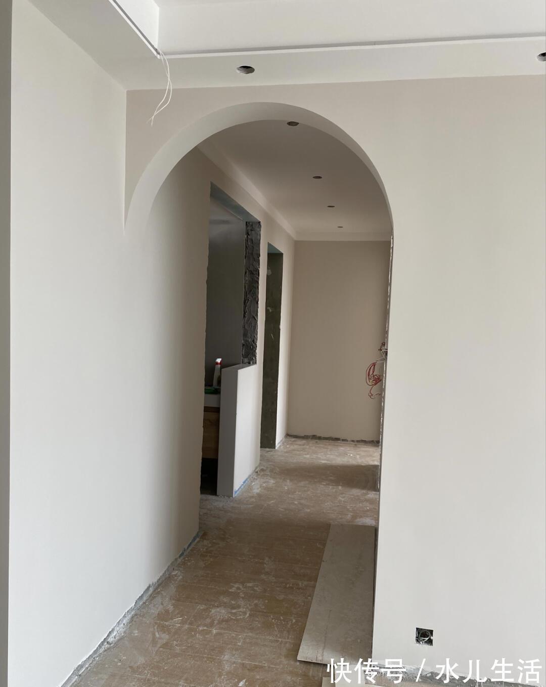 开裂|为什么装修要尽量选春天动工？这就是你家墙面、柜子开裂的原因了