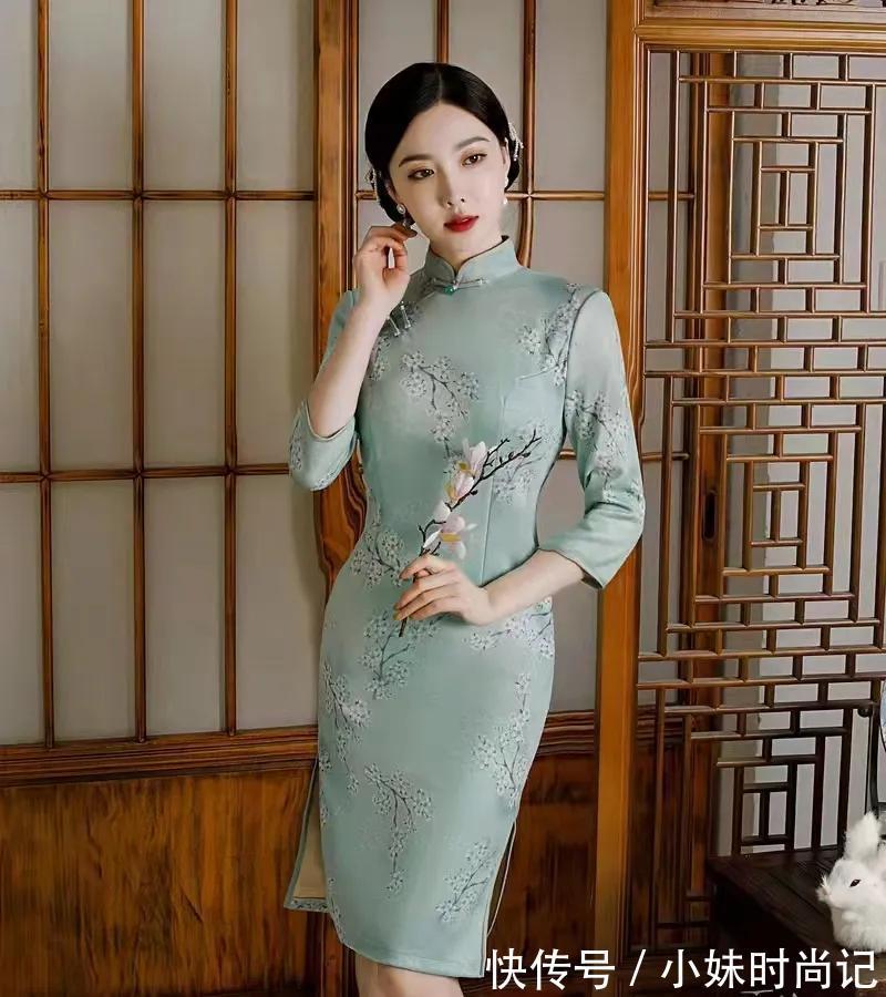 中国女性|美丽的中国旗袍,漂亮的小家碧玉!它的柔美青春无不令人瞩目!