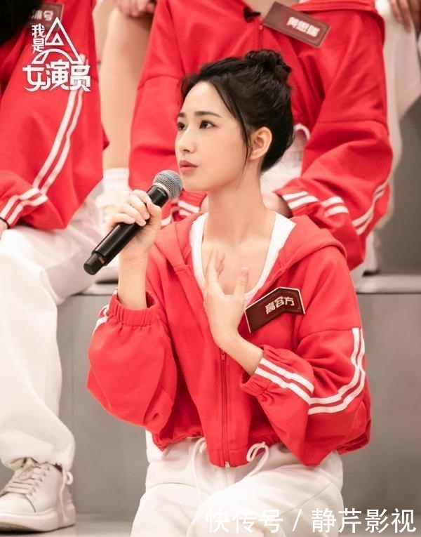 《我是女演员》严屹宽按传统方式选学员,称单纯的孩子学表演更快