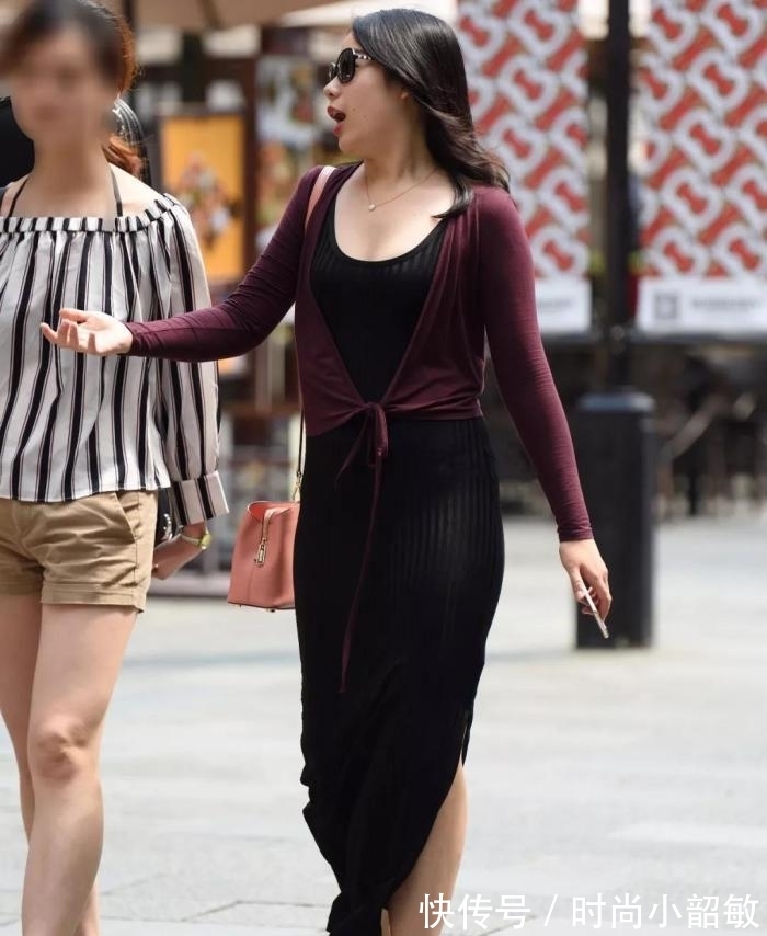 辣妈 辣妈已不再年轻,但是却散发着迷人的风韵