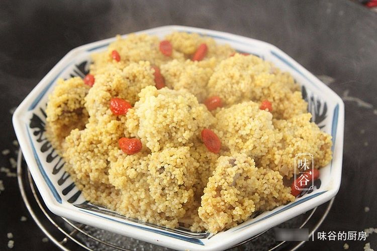 营养|天冷了，小米别只会熬粥，蒸一蒸软糯鲜香，营养全面，老少都爱吃