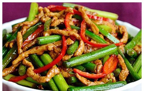 美味佳肴|忽高忽低的气温孩子容易感冒咳嗽,多吃杀菌菜,预防咳嗽杀菌消炎