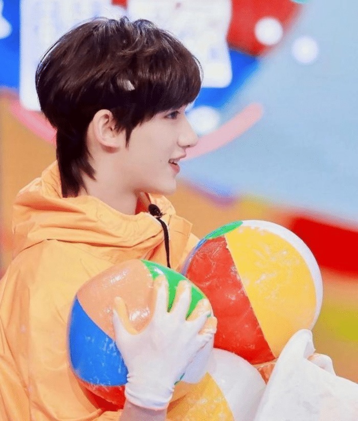 郑元畅|十数年如一日爆笑,《快乐大本营》最近一集告诉你什么叫与时俱进