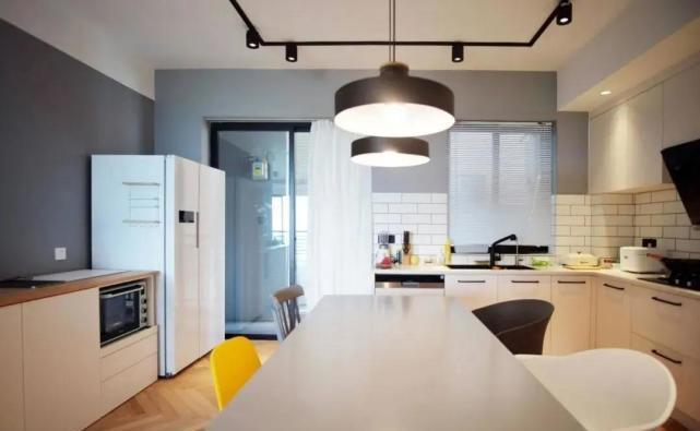 双开门|冰箱到底放厨房好,还是放客厅呢?原来有这么多讲究