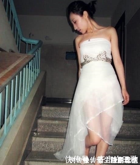 |内涵段子:姑娘头上都长草了,你是多久没洗头了呀