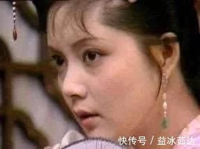 曹公$薛宝钗两度刻薄王熙凤,曹公只好送她两个字,点明她一生的素养