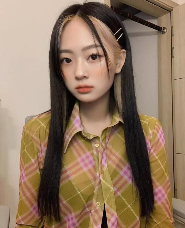 满头|今春流行什么发型?满头烫挂耳染公主切都上榜,喜欢就挑一款吧