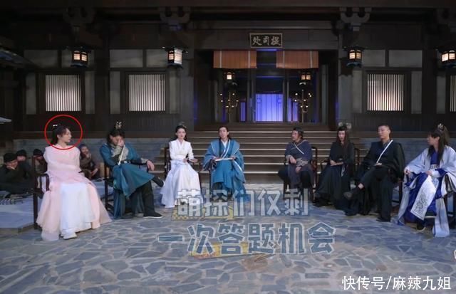 隐藏身份|杨紫真是搞笑!一不小心把“范若若”演成“锦觅”，顺利带偏李沁