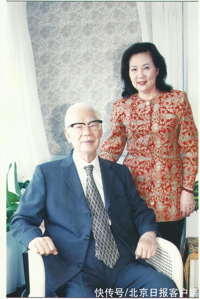 辱华$专访｜柏杨遗孀张香华：《丑陋的中国人》矛头直指的是当时台湾的官场