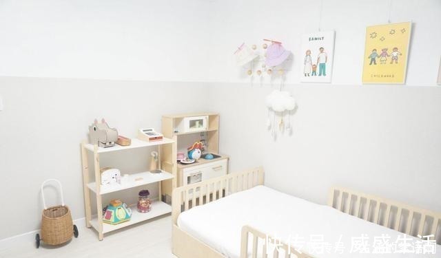 衣帽间|她一家3口,住110㎡客厅坚持不买沙发,2个衣帽间!太舒服了!