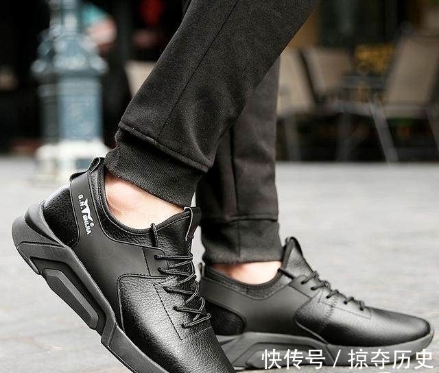 木林森 男人少穿皮鞋,今年特火的6款男士休闲运动鞋,时尚帅气不过时