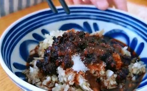 我家排骨从不红烧，加一个鸡蛋，不要炖不水煮，我家每周做3次