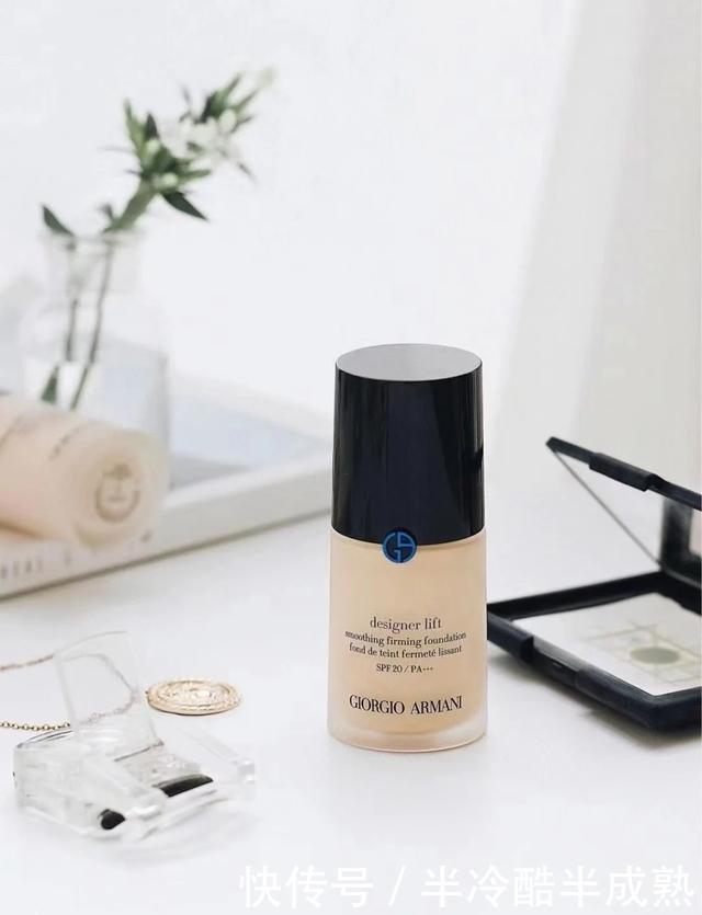 小仙女们|贵妇粉底也踩雷!兰蔻暗沉,阿玛尼卡粉,还有它像是化了个寂寞