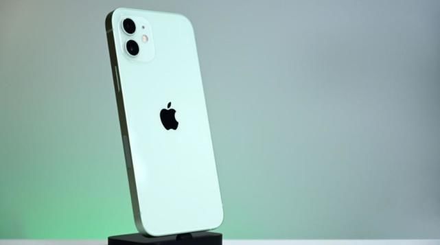 我忍不了|用了半年iPhone12,还是换回了华为P40,只因3个缺点忍不了