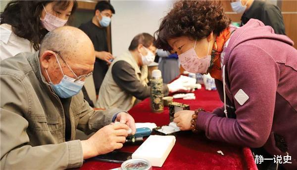 文物贩子造假多残忍将玉塞进活羊体内,3年后杀羊取玉再卖天价