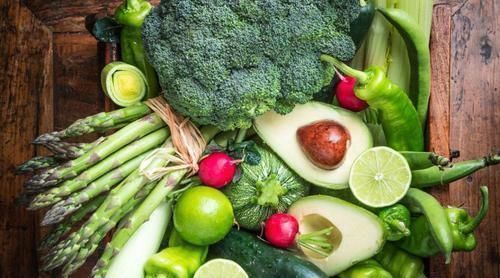 孩子不爱吃蔬菜咋整?专家:别怪孩子,和母乳、基因等原因有关