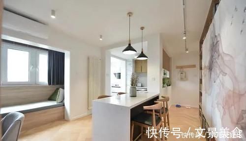 沙发|头一次见这样装修,舍弃客厅,不买沙发,全屋打满收纳柜,聪明